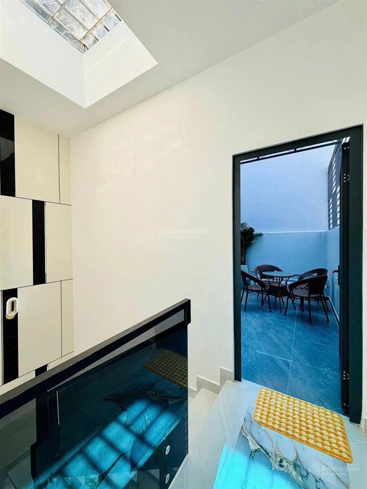Chính chủ bán gấp nhà huỳnh tịnh của p.19 b.thạnh. giá5,4 tỷ. dt78.5m2. 3pn. 3tầng. sổ hồng riêng