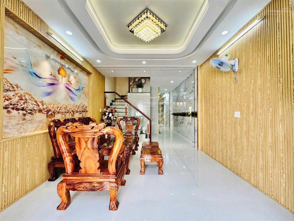 Nhà có thang máy giá siêu rẻ tại trần quốc toản q.3. giá3,8 tỷ. dt80m2. 4pn. 4tầng. sổ hồng riêng