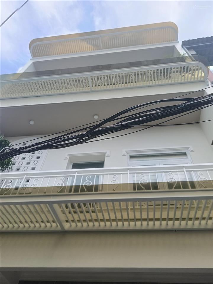 6.8 tỷ, 3 tầng 109m sử dụng, 4pn 4wc đúc kiên cố tặng full nội thất, huỳnh tấn phát tân phú q7