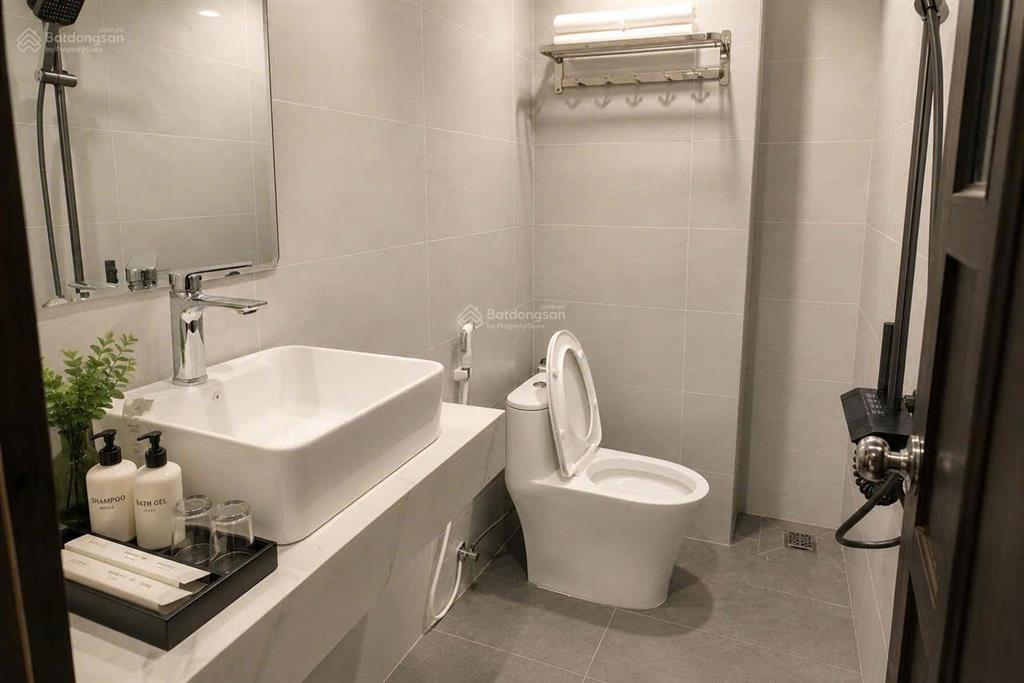 Bán tòa căn hộ ngay phố tây an thượng, dòng tiền 1,5 tỷ/năm