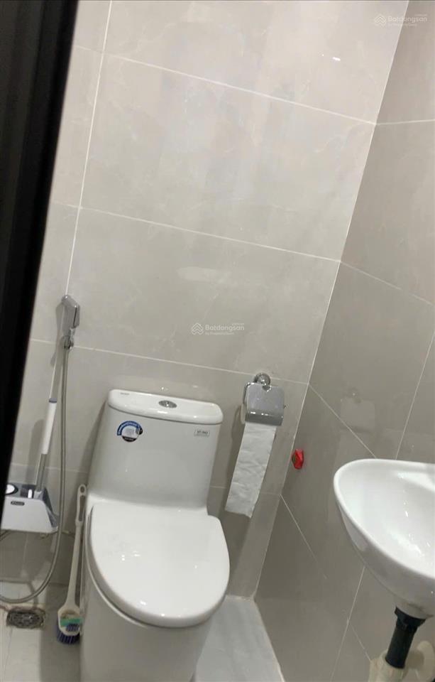 Cho thuê tầng 1 số nhà 106 phố bế văn đàn, phường hà đông, hà nội