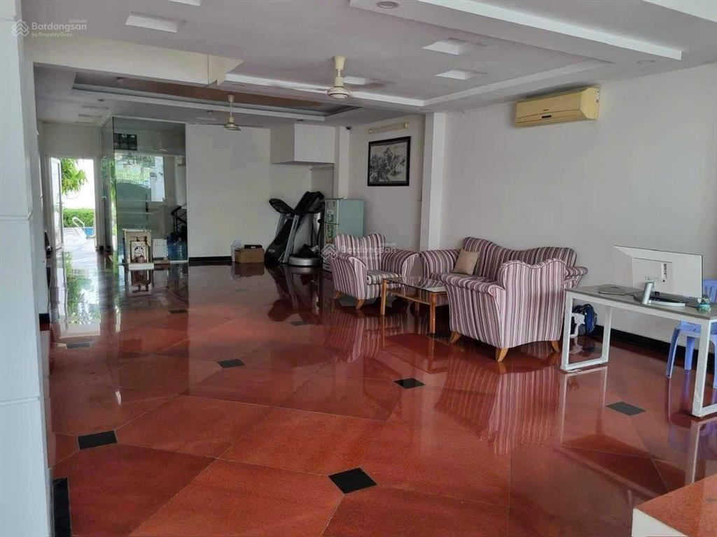 Nhà cho thuê 2 mặt tiền đường số 7