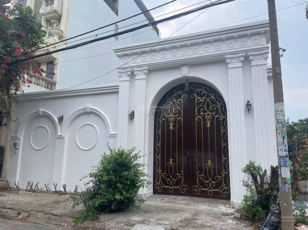 Nhà cho thuê 2 mặt tiền đường số 7