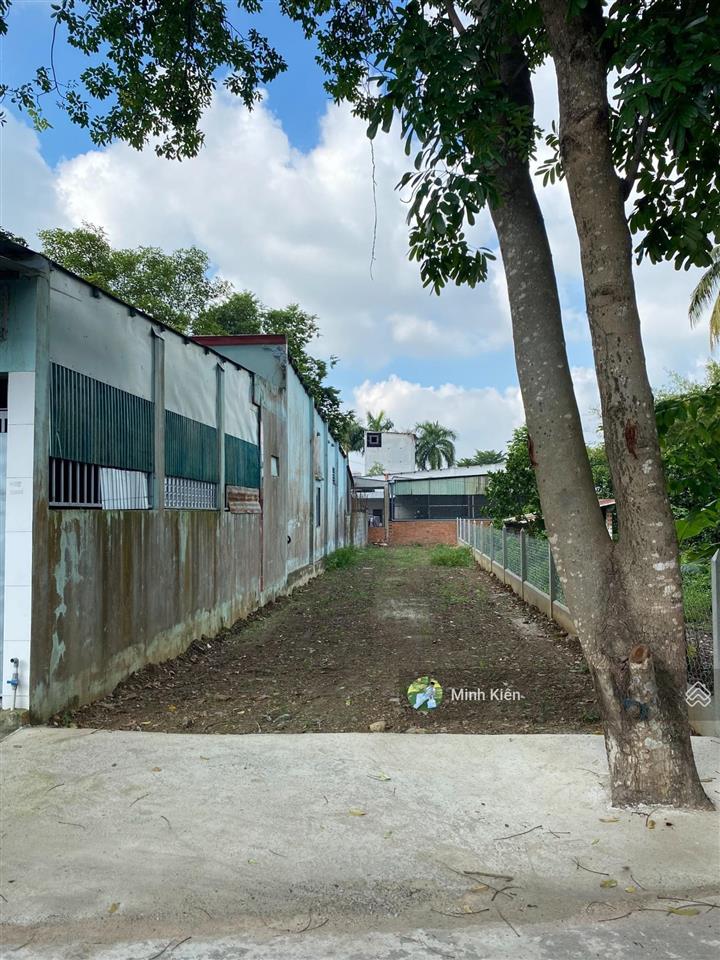 Chủ nhờ bán lô đất cực kì đẹp (5x23) đ võ thị du giá 1 tỷ 150 triệu , sổ hồng riêng .