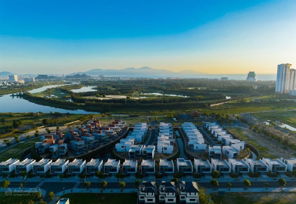 Bán giá rẻ biệt thự victoria view ngã ba hồ sinh thái ven biển đà nẵng  nhận nhà sổ hồng lâu dài