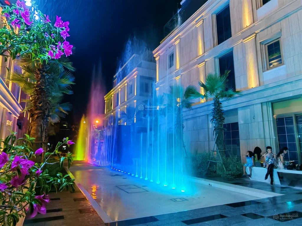 Nhà 4 tầng pavillon cạnh sông hàn pavillon đối diện siêu thị lotte dòng tiền 60 triệu/tháng