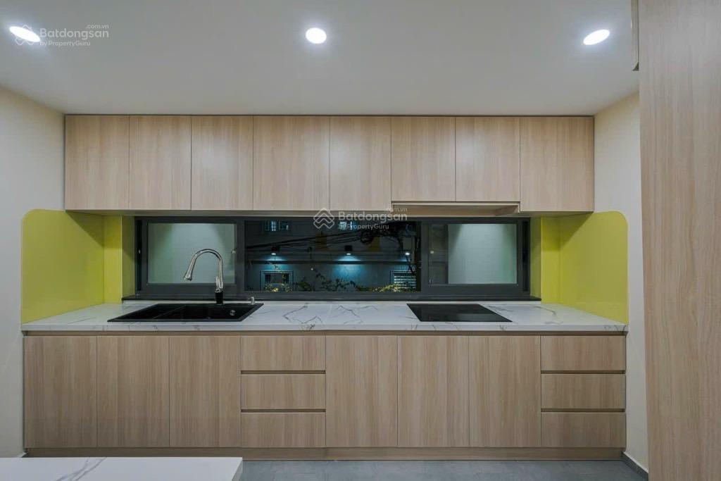 Nhà 70m2 ngay chợ thủ đức tô ngọc vân 4 tỷ