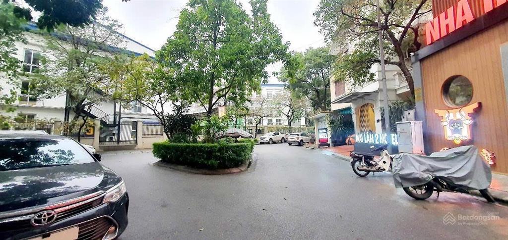 Siêu phẩm mặt phố quan hoa  cầu giấy  thang máy  mt khủng 7.2m  kinh doanh đỉnh