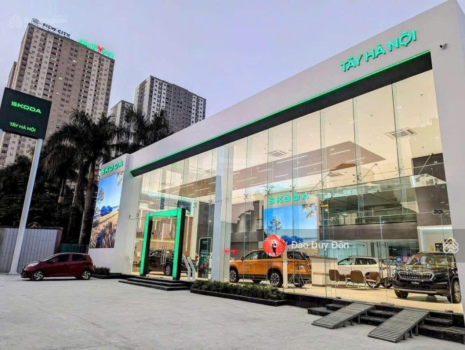 Cho thuê mbkd phố vũ phạm hàm dt 350m2 mt 20m giá thuê 160tr/tháng, kd mọi mô hình, thông sàn