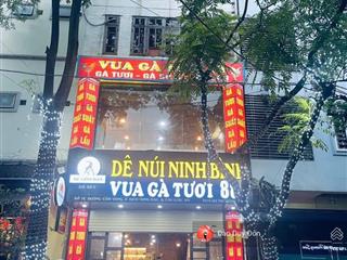 Siêu đẹp, cho thuê nhà mặt phố trần quốc hoàn dt 40m2 x 4t, mt 4,5m, giá thuê 35 triệu/tháng