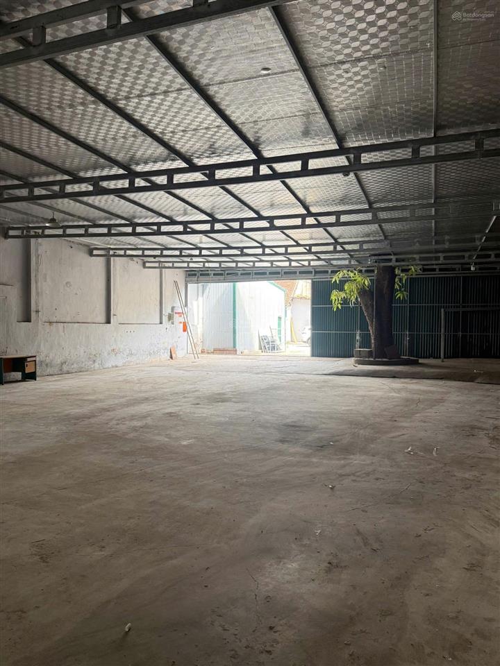 Cho thuê kho xưởng tại đường phúc diễn 450m2