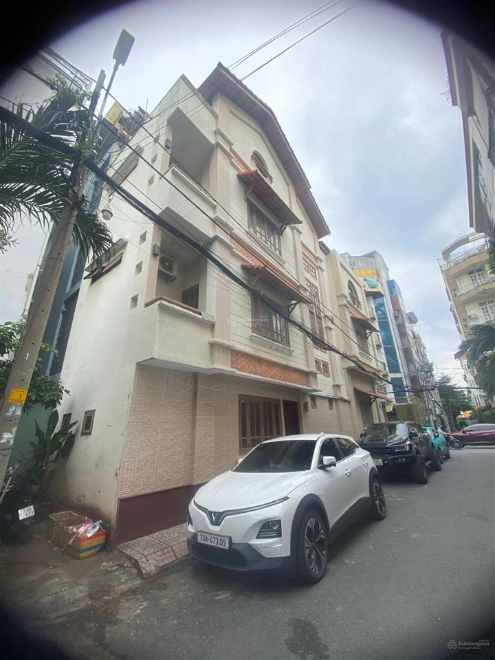 Nhà bán góc 2mt hẻm 8m cộng hoà. p4. quận tân bình. dt  4,3 x 20m. 1 trệt 2 lầu. giá 16.6 tỷ tl
