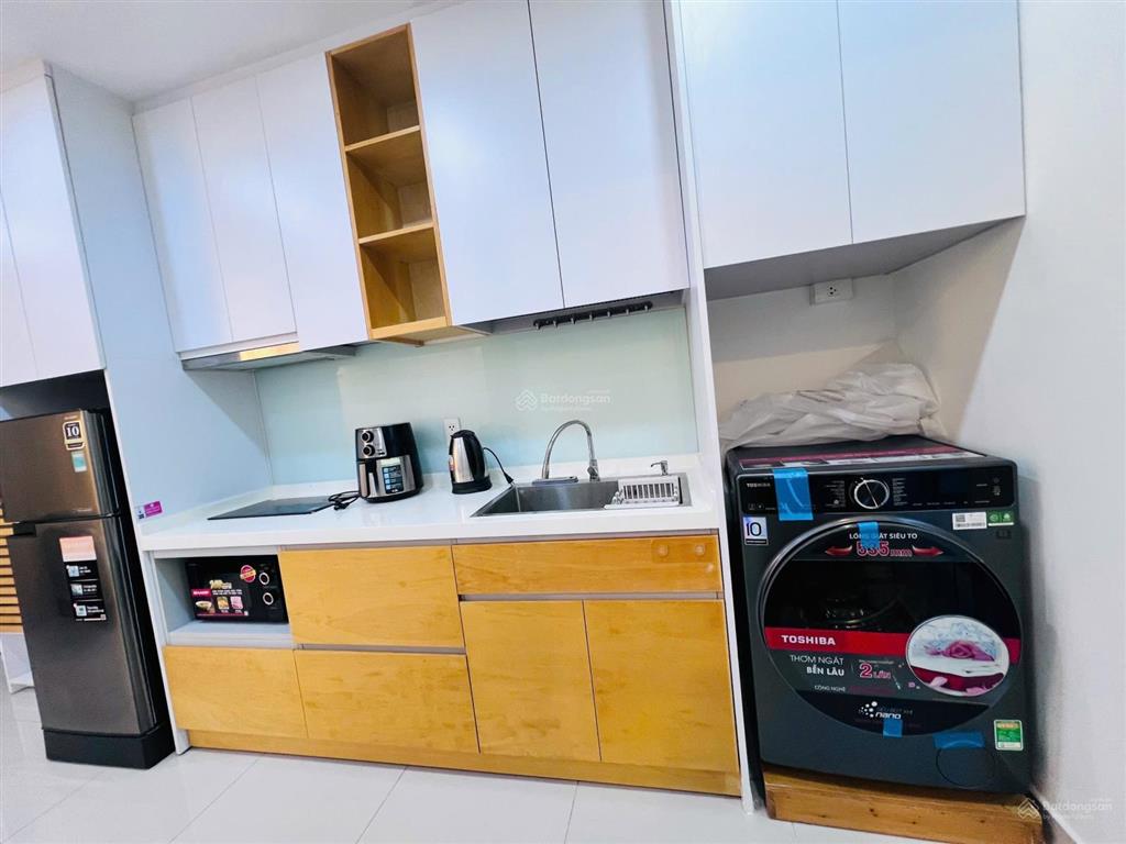 Cho thuê studio42m212trsunrise city