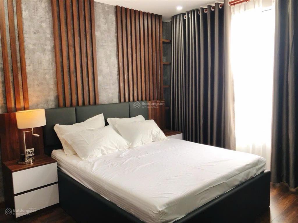 Cho thuê căn 3pn  28tr  sunrise city, q7