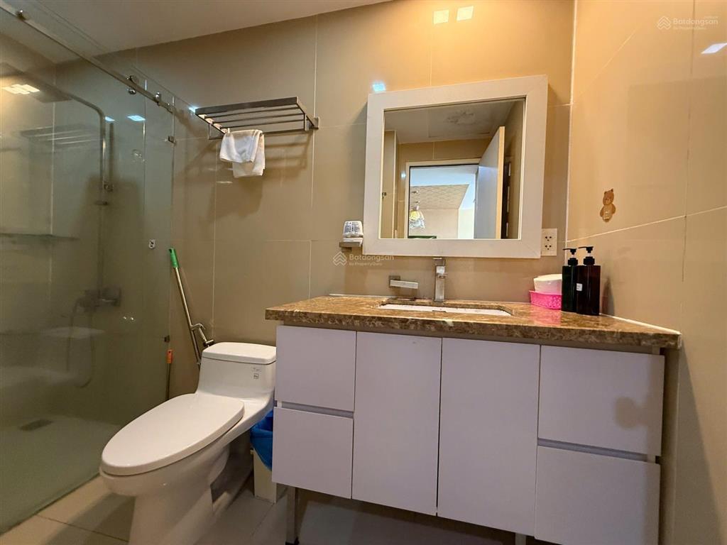 Cho thuê căn 2pn17trsunrise city, q7