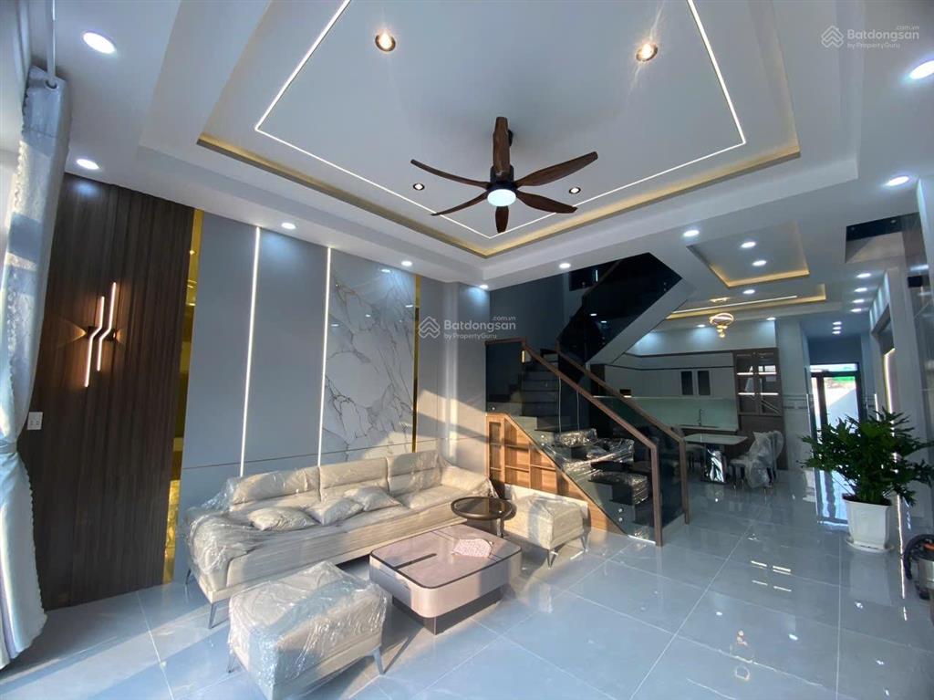 Cần tiền bán nhà cho con đi du học