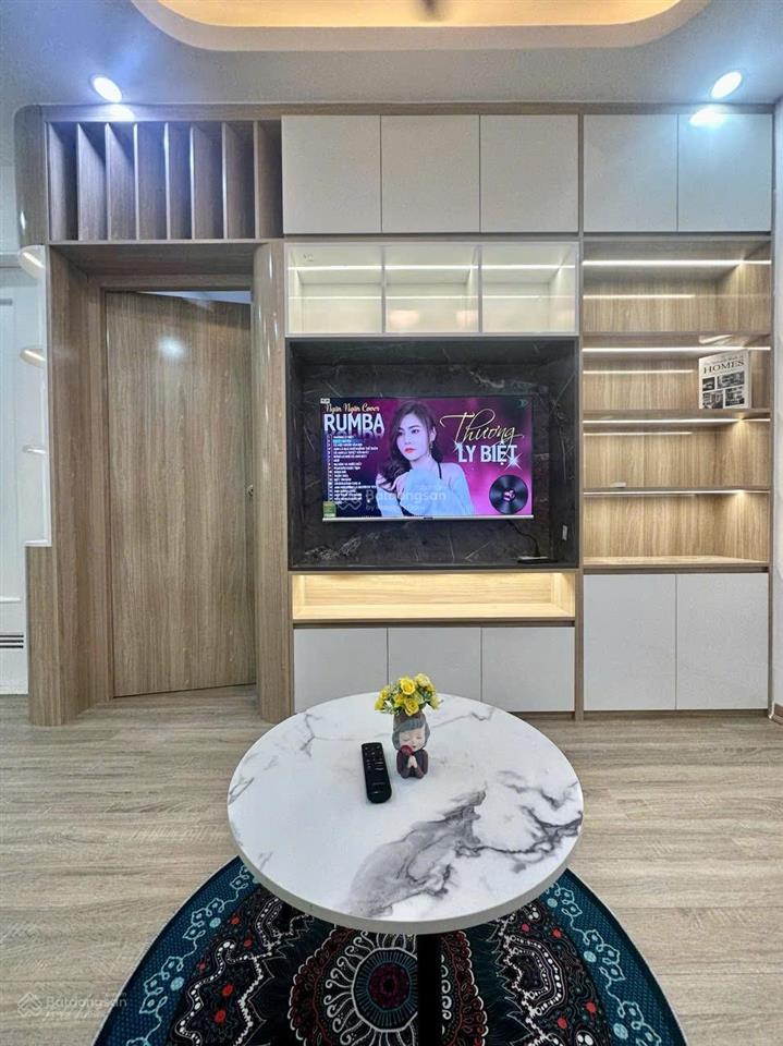 Chủ giảm sốc 300tr  căn 46m2  2 ngủ  nhà sửa mới  full nội thất  toà hh linh đàm  giá 2tỷ