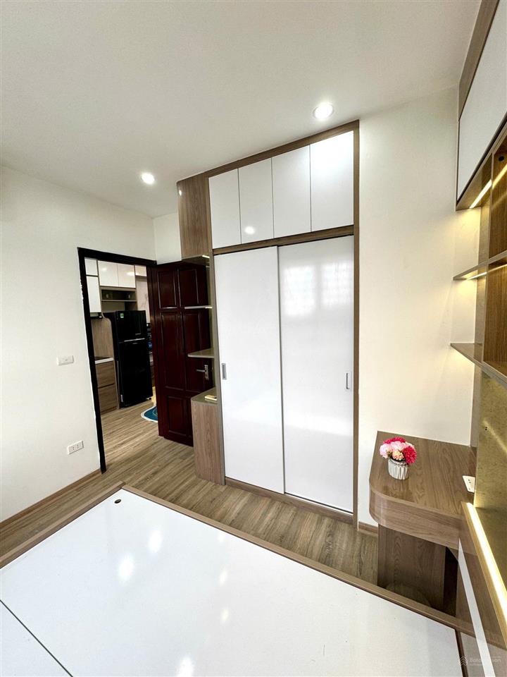 Bán 3,6tỷ căn sổ hồng 45m  2 ngủ + 1 wc tầng đẹp  toà thấp tầng  ít căn hộ  an ninh tốt