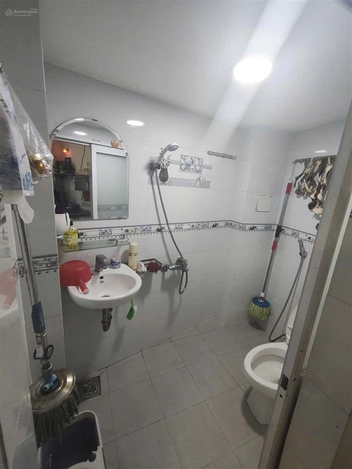 Hot! nhà 3 tầng, dt 3.3x13 âu cơ nở hậu tài lộc  giá 5,68 tỷ