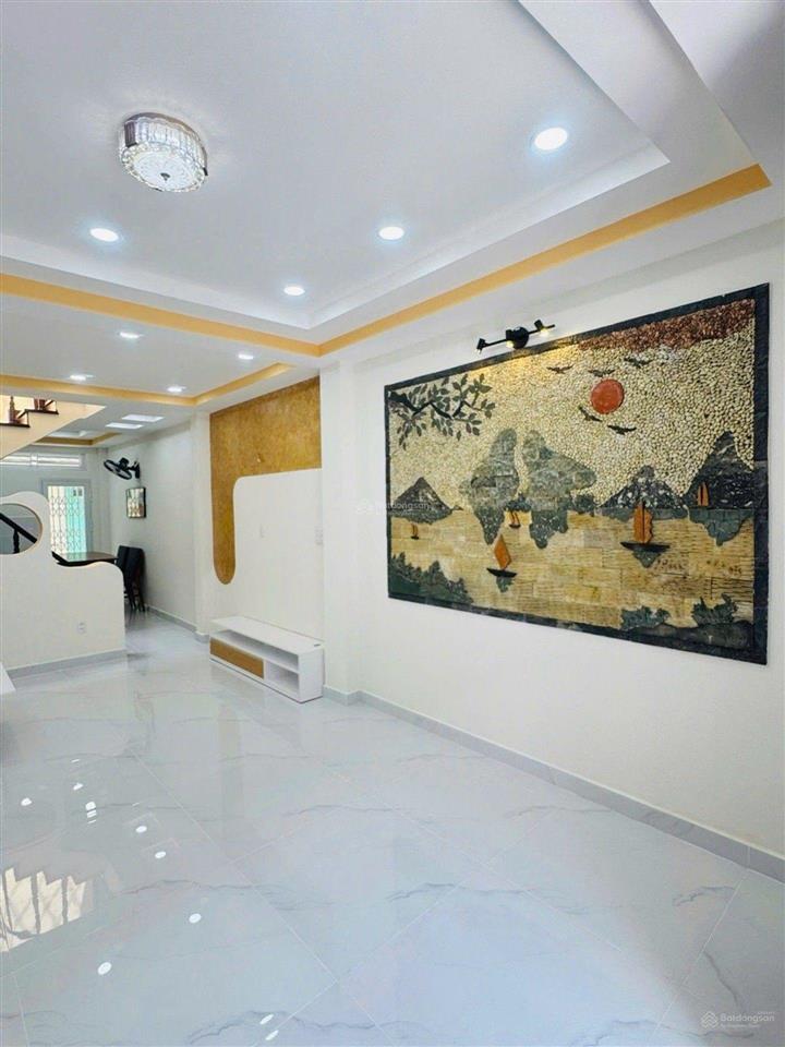 Siêu phẩm 2 mt nhà đẹp 2 tầng giáp lũy bán bích, hẻm 8 xe hơi ngủ nhà nhỉnh 6 tỷ