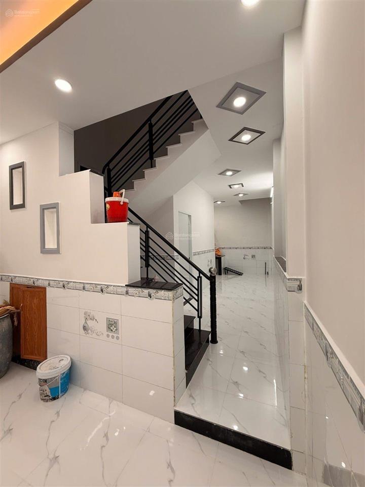 Bán nhà kênh tân hóa, 2 tầng, dt 56m  nở hậu tài lộc  dọn vào ở ngay  giá nhỉnh 5 tỷ