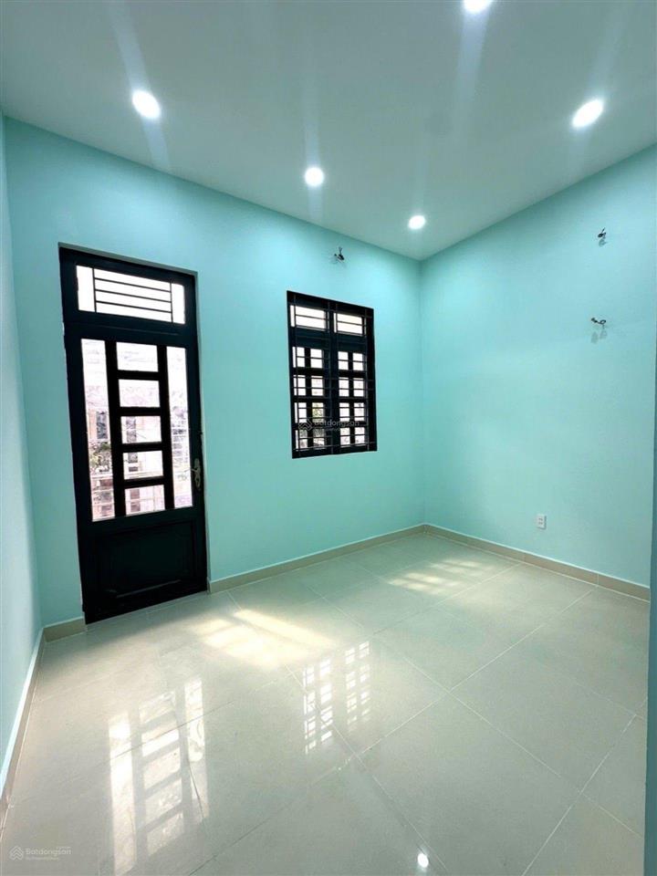 Bán nhà lê văn quới nhà mới 2 tầng, dt 3.9x10 chỉ nhỉnh 4 tỷ