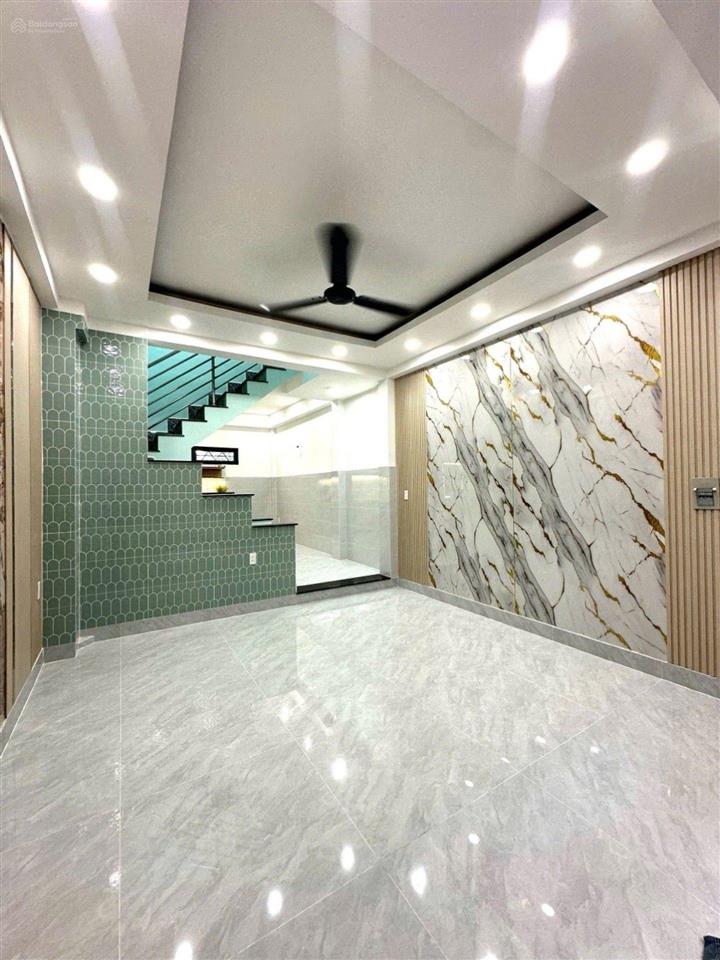Bán nhà lê văn quới nhà mới 2 tầng, dt 3.9x10 chỉ nhỉnh 4 tỷ