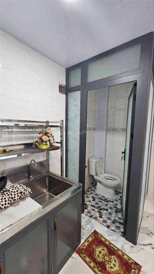 Bán nhà dt 14m², 3 tầng  hxh  thông hòa bình  lũy bán bích  giá nhỉnh 1,9999 tỷ