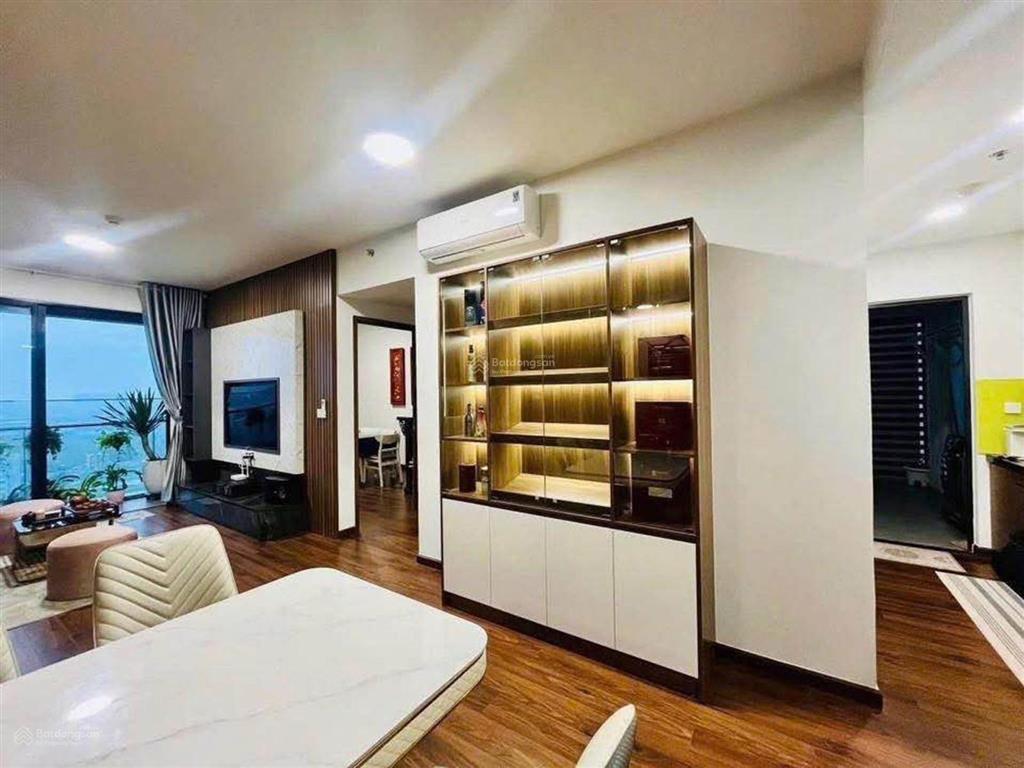 Bán căn hộ cao cấp 74m2, 5,9 tỷ, 2pn, 2wc, gần aeon bình tân, giá siêu hời, nhiều tiện ích...