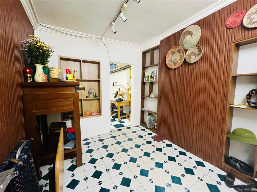 Bán nhà tập thể tầng 1 láng hạ. 2 thoáng trước sau. ô tô tránh vỉa hè. 70m2, 3 ngủ, kinh doanh đỉnh