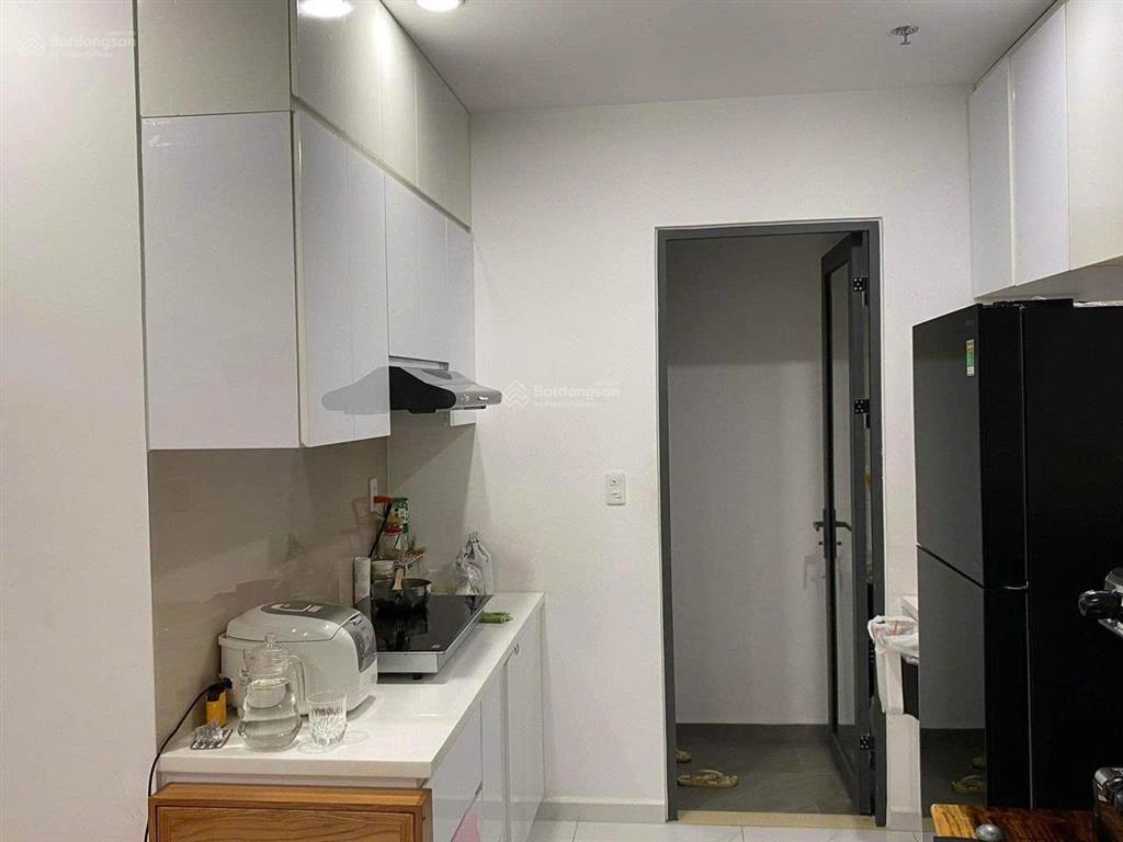 Cần bán căn 1pn  5,3 tỷ full nội thất. sổ hồng sẵn công chứng ngay