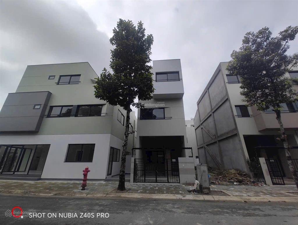 Bán gấp cát tường j home nhà 166m² xd, siêu rộng, giá chỉ nhỉnh đất!