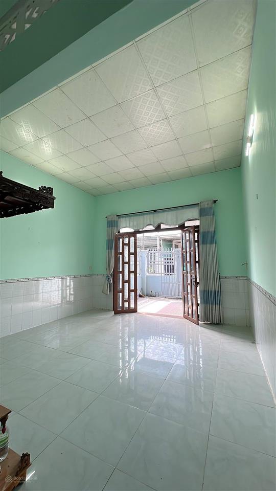 Chính chủ gửi bán căn nhà tại tổ 20 kp hương phước , phước tân , đông nai sổ riêng chưa thổ c
