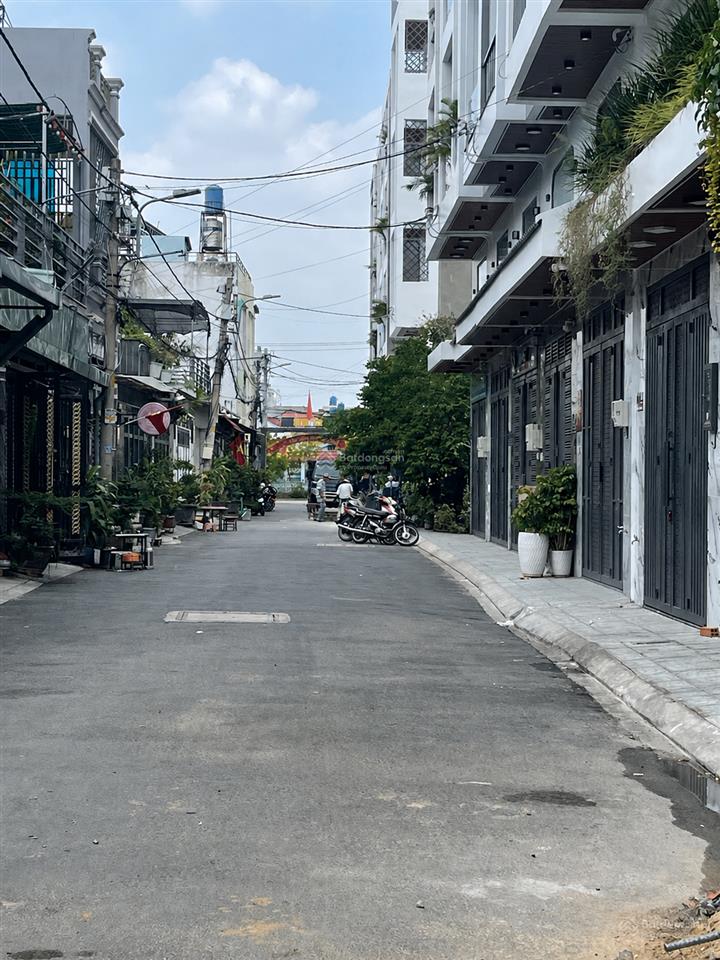 Siêu phẩm nhà ql13  khu phân lô 60m2  3 tầng  chỉ với 5,6 tỏi