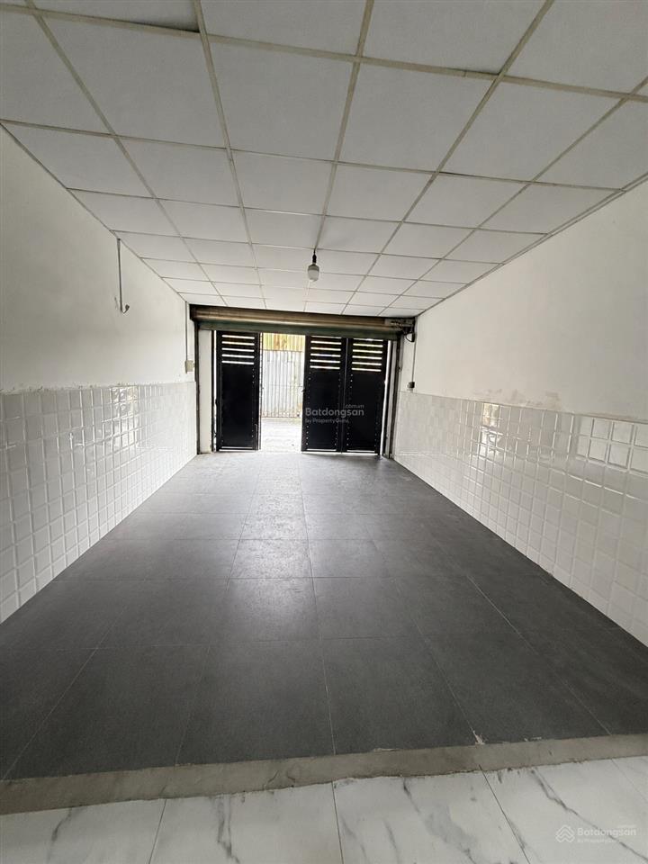 Nhà đẹp hiệp bình  hẻm ô tô quay đầu  68m2 giá chỉ 4.2t