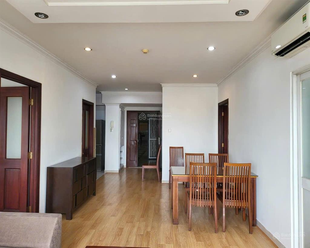 Chung cư hoa sen, lạc long quân, q 11 2p ngủ, full nt, 11triệu. 72m2