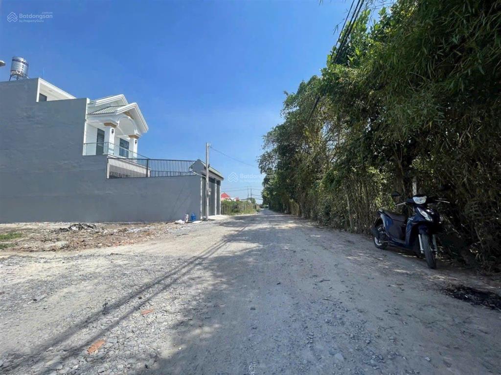Ra nhanh lô đất 130m2 có thổ cư giá 1,4tỷ ngay gần kcn tây bắc củ chi. sổ hồng riêng sang tên nhanh