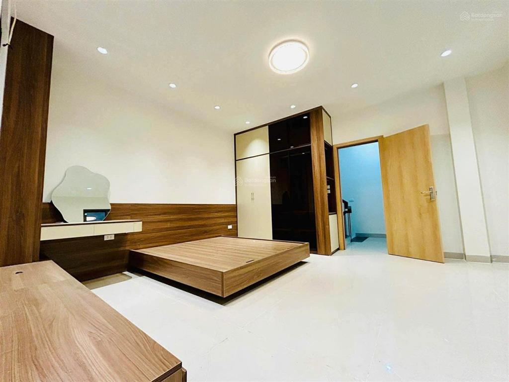 Phố hoàng liệt  chính chủ cắt lỗ  diện tích rộng  nhà mới