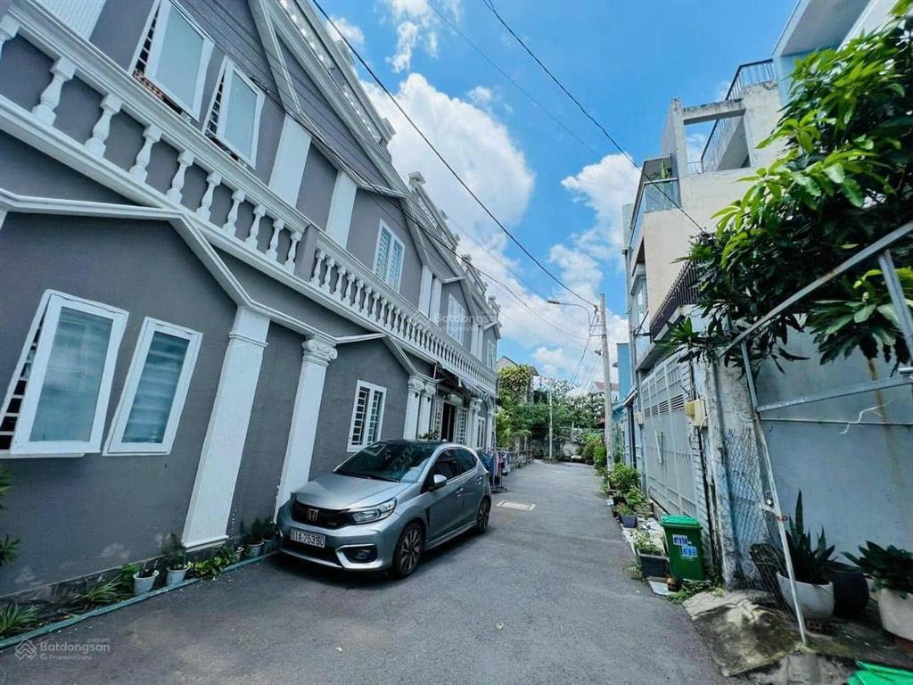 Nhà 3 tầng ,ngay kha vạn cân ,80m2,4pn ,sân đậu xe hơi ,thiết kế cổ điển ,full nội thất ,nhỉnh 7tỷ