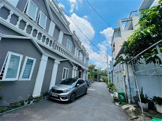 Nhà 3 tầng ,ngay kha vạn cân ,80m2,4pn ,sân đậu xe hơi ,thiết kế cổ điển ,full nội thất ,nhỉnh 7tỷ