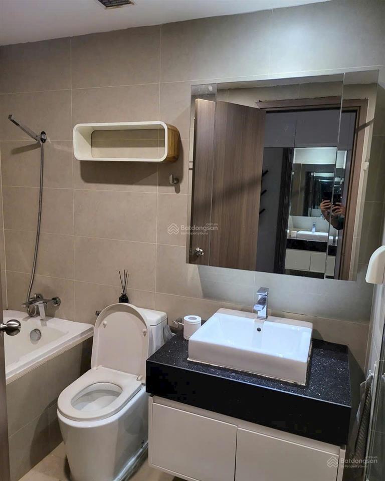 C/c satra eximland phú nhuận căn 2phòng ngủ rộng giá 16tr/th