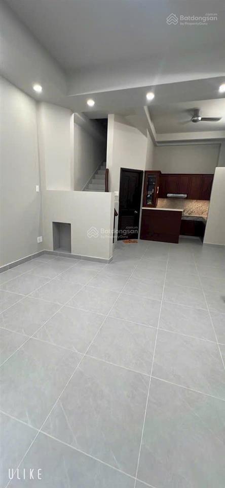 Giá 12,7 tỷ 48m2  3 tầng btct  hxh phổ quangtân bình a/c gọi cho thu hồng sdt 0943 224 ***