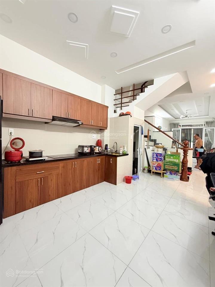 Nhà bàn ngay đướng thành mỹ p8 tân bình dt50 m2  hẻn nhự 6 m
