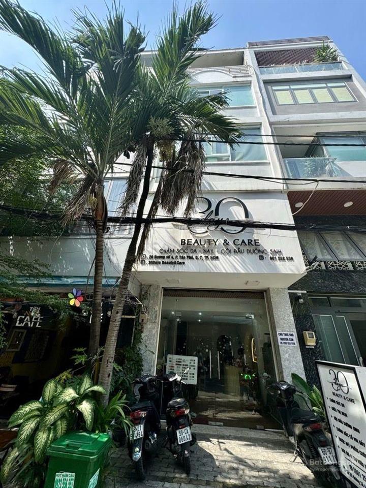 Bán nhà mặt tiền kinh doanh p. tân phú q7  5 tầng  đang thu 25tr/tháng