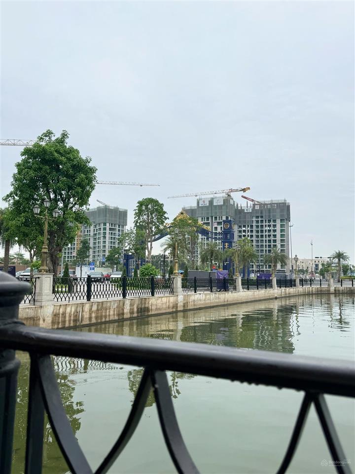 Bán vinhomes cổ loa xẻ khe 75m2 chỉ với 26 tỷ tại vinhomes global gate, đông anh, hà nội