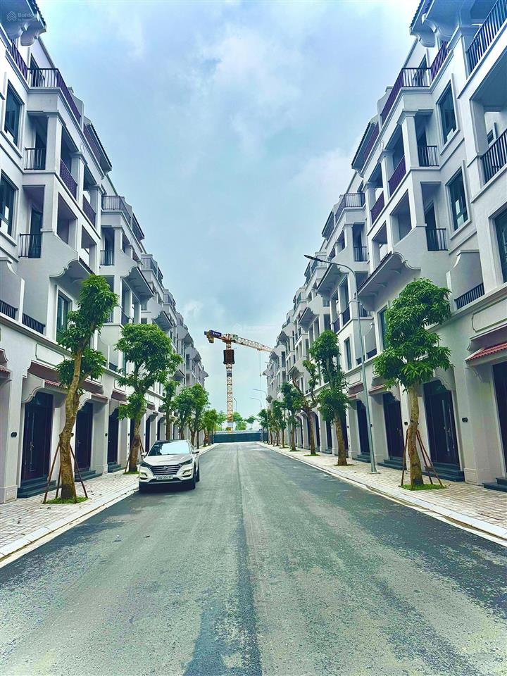 Bán xẻ khe tại vinhomes global gate, 26,6 tỷ, 75m2, 5 tầng, 4pn, 4wc