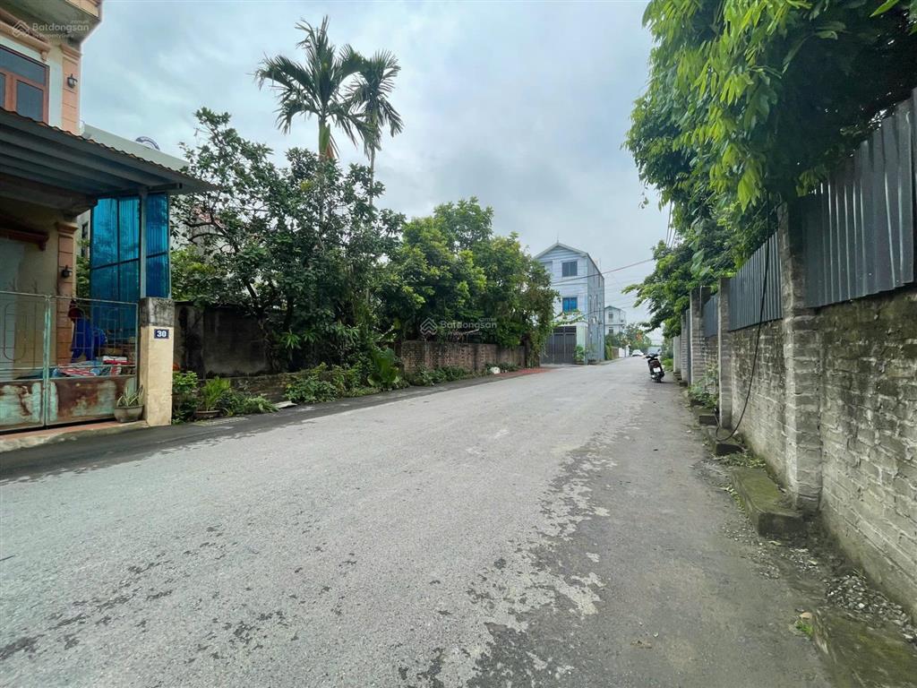 Bán đất bìa làng thôn đoài, xã phúc thịnh, 109m², mặt tiền 7.4m giá thương lượng
