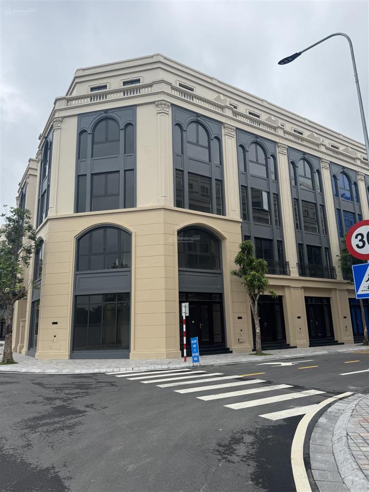 Bán shophouse hàng hiếm tại khu ngoại giao đoàn, giá thỏa thuận, 109m2