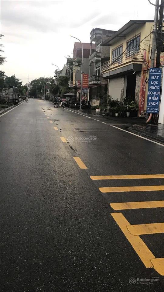 Bán nhà mặt phố tại thôn đoài, 9 tỷ, 102m2, 3pn, 3wc, pháp lý đầy đủ