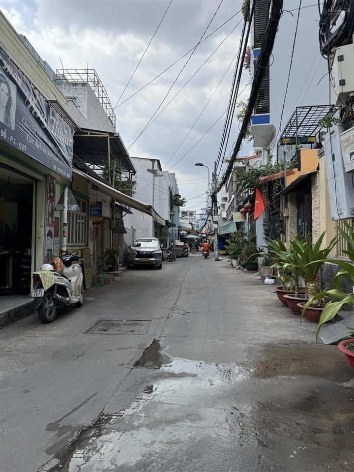Nhà hiếm bán ,nhà 2 mặt tiền đường diên hồng và yên đỗ.chỉ 9tỷ
ngay chợ bà chiểu ,70m2,hxh